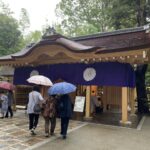 真新しい禮殿でご祈祷していただきました